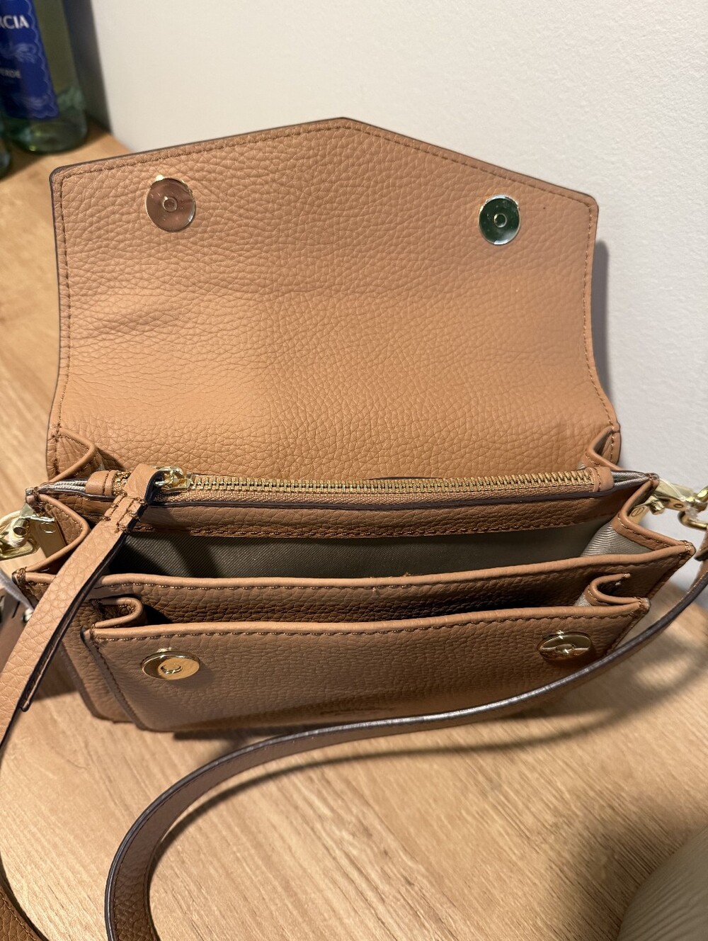 🤎✨ American Leather Co. Pebbled Leather Crossbody Bag – New With Tags ✨🤎 - Picture 3 of 7